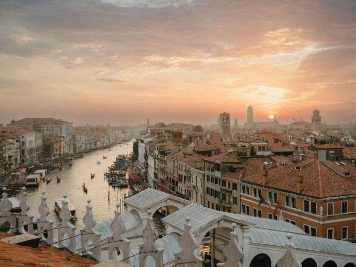 Veneza  Fondaco Dei Tedeschi pela DFS